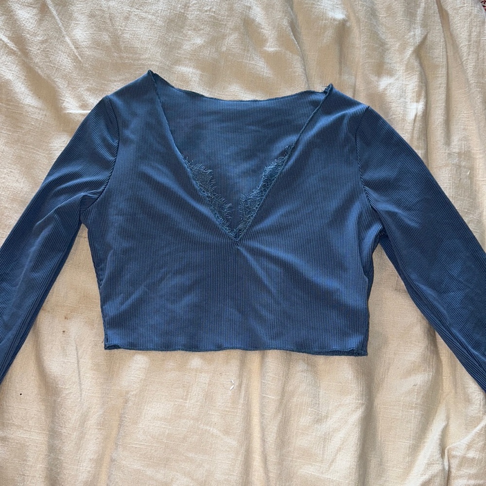 Blue SHEIN cropped long sleeve top